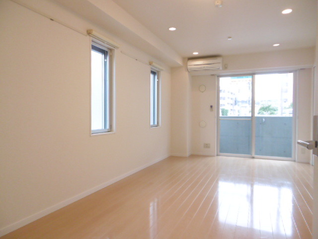 ｓｔｕｄｉｏ　ｆｌａｔ　ｍｉｎａｍｉ－ｏｓａｗａ0301号室 居室2