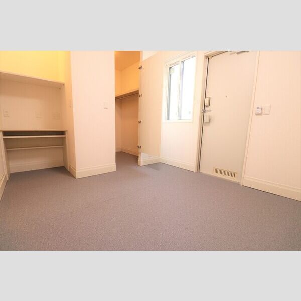 セレーノ101号室 サービスルーム　5.1帖