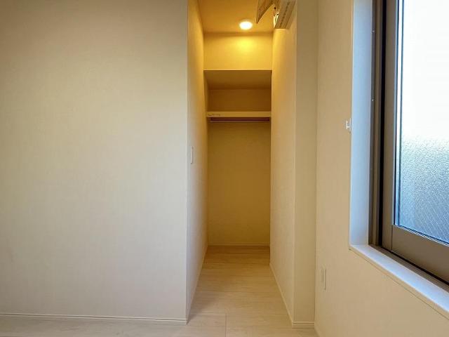 （仮称）調布市国領町４丁目新築アパート ウォークインクローゼット（イメージ）