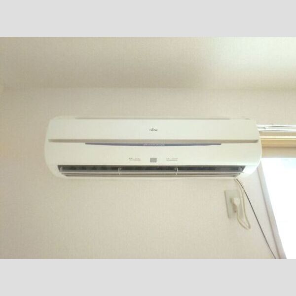 ロイヤルパレス　B102号室 エアコン