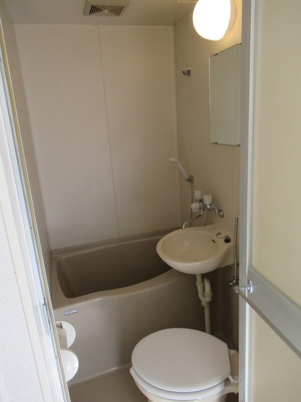 プラザドゥウィルシャーＡ棟2階 トイレ