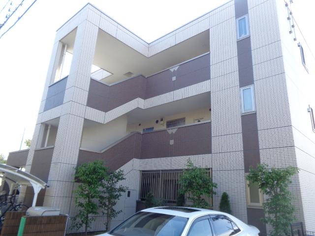 アリュール 外観写真（昼）