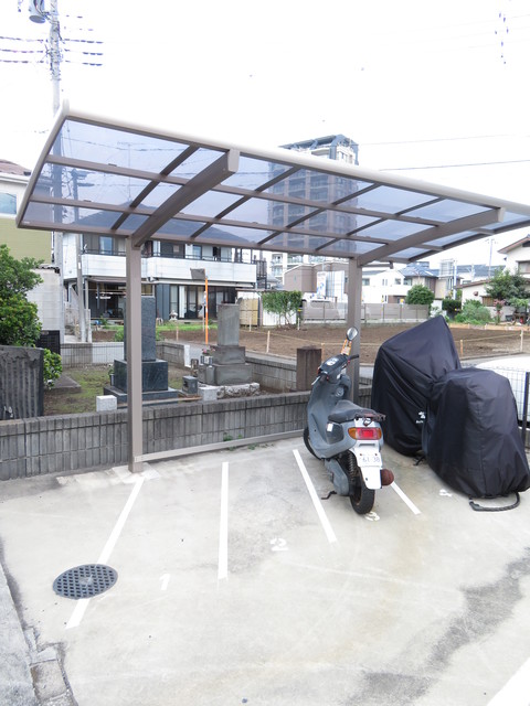 Ninety相模大野 バイク置き場