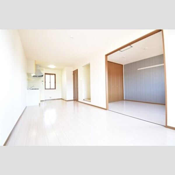 セピアコート リビングダイニング