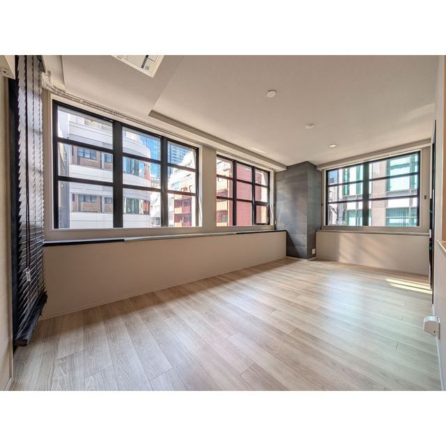 ジオ千代田大手町 リビング　202508撮影