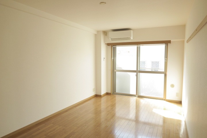 サニーコート蔵 リビング