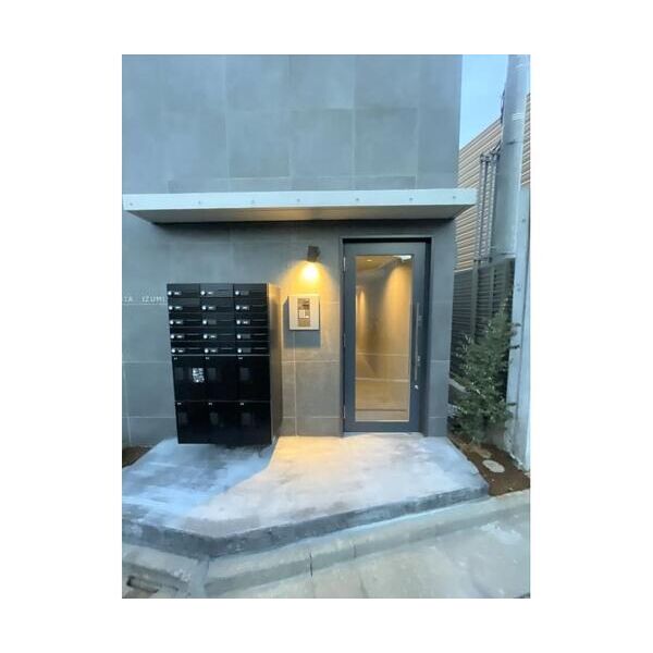 VISTA　IZUMI エントランス