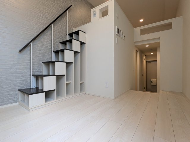 ハーモニーテラス上中里0108号室 リビング