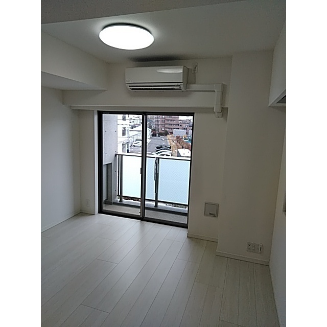 ロアール多摩川南六郷 リビング