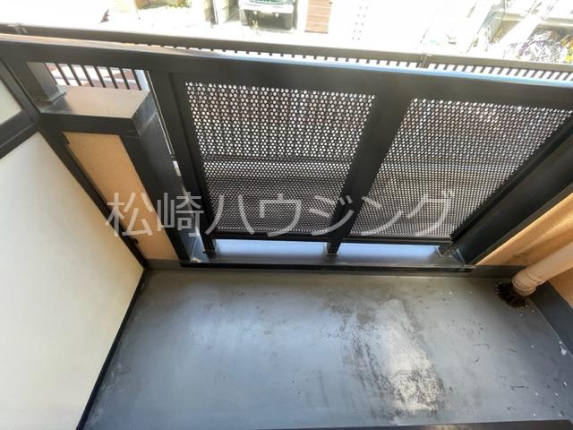 クラブラメール1階 バルコニー