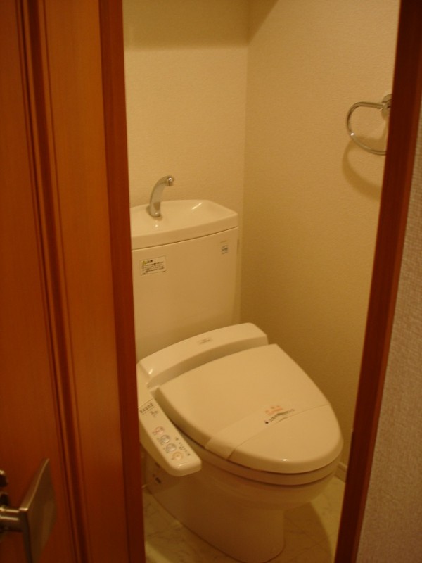 レジディア浅草橋10階 トイレ