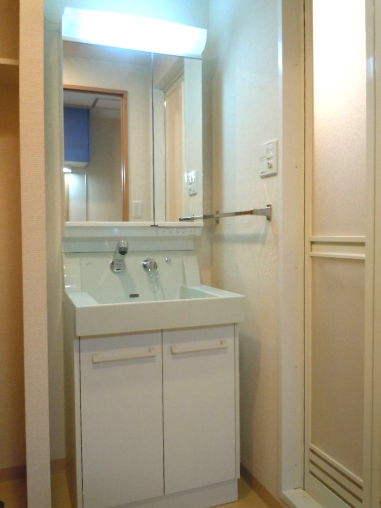 Ｌｏｇｅｍｅｎｔ　Ｎｏｖｏｅ　（ロジュマンノーヴェ）　0201号室 ※現況優先