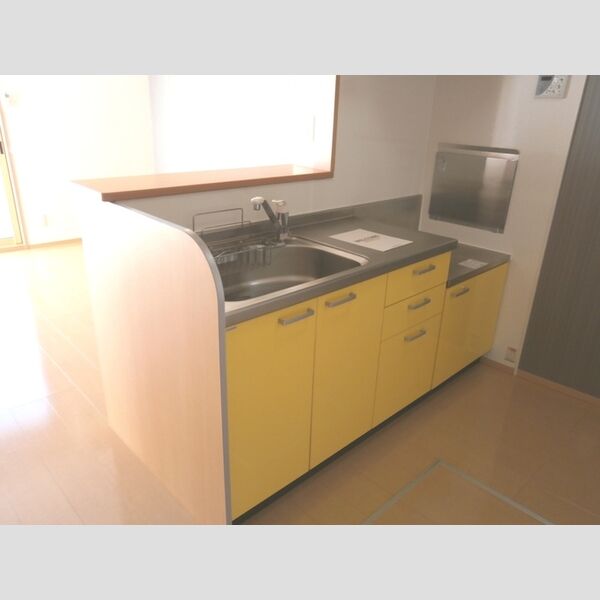 ラディアント103号室 対面キッチン