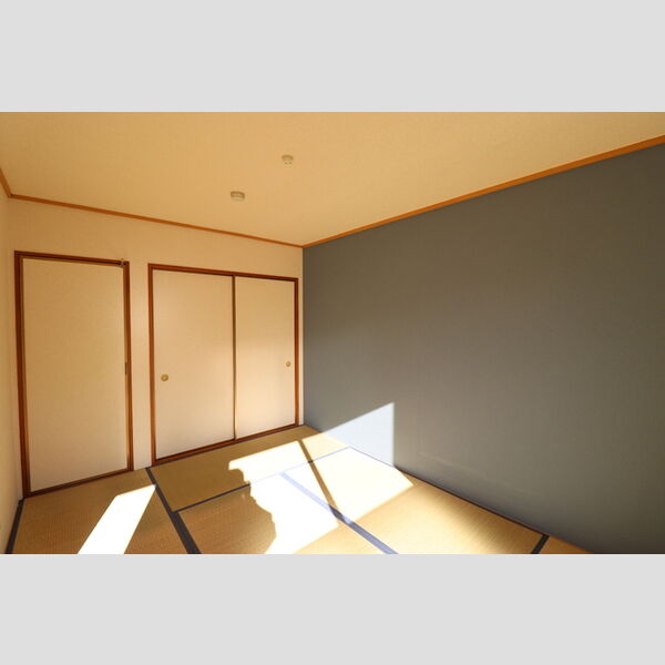 ヴィラモデルナ　B102号室 和室