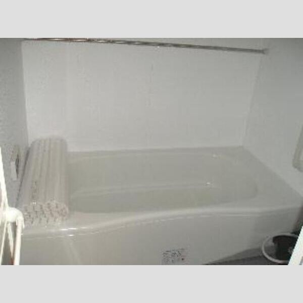 ヴィラージュ川入　B 一坪バス(浴室乾燥機有)