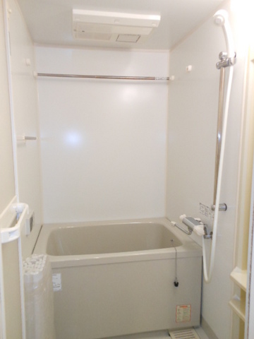 グランド・ガーラ銀座4階 落ち着いた空間のお風呂です