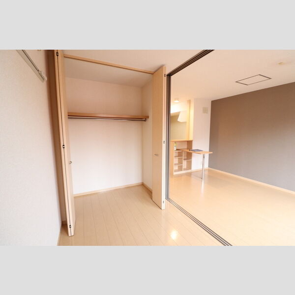 リヴェール202号室 洋室・LDK