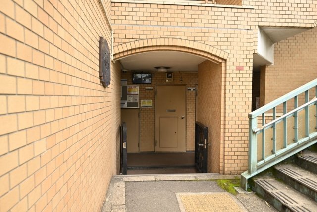 メゾン・ド・オヌール エントランス