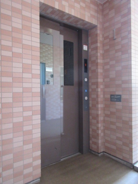 ファミーリェ希望ヶ丘　Ａ棟0307号室 エレベーター　※現況優先