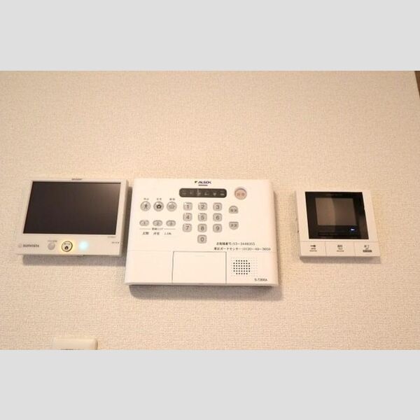 シャルマン 太陽光操作パネル、ALSOKホームセキュリティー、モニター付インターホン