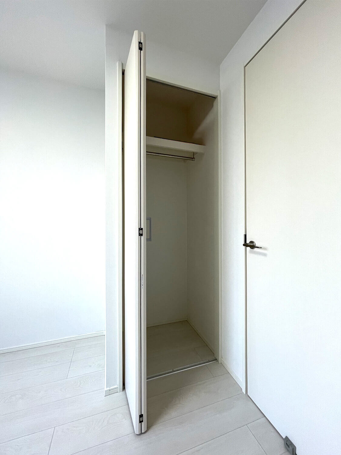 KT四ツ木102号室 収納