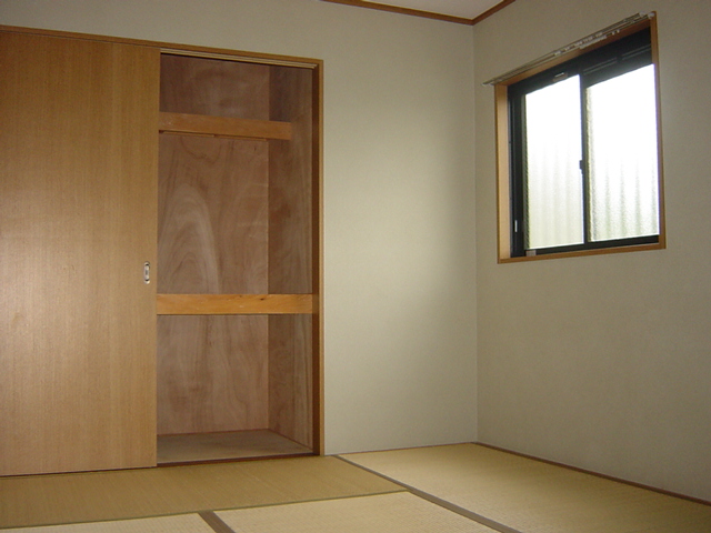 ガーデンリバティ201号室 和室