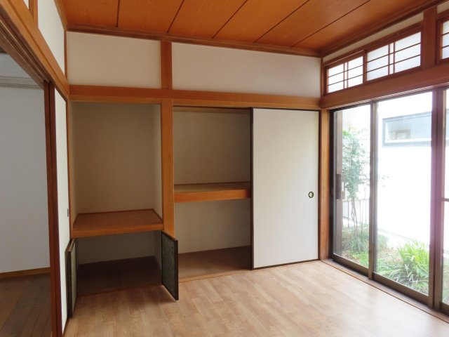 さいたま市大谷口戸建 大型収納あり／LDに階段下収納／KとLDに床下収納
