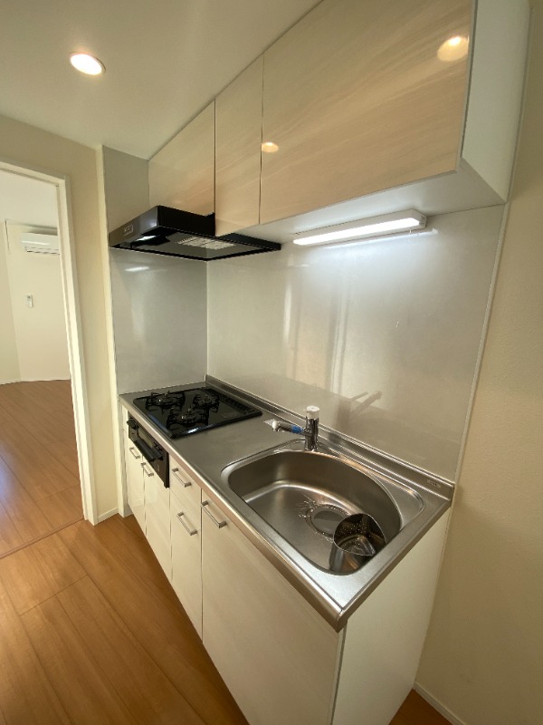 ＢＬＵＥ　ＬＥＡＦ キッチン