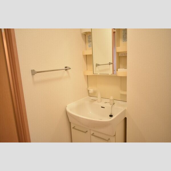 パストラル西遊馬 洗髪洗面化粧台