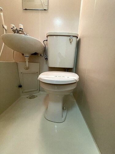 和光ハイツ3階 トイレ(3点UB)　※前回募集時2022年10月撮影