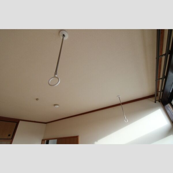 シティハイム　ベルメゾン　B203号室 室内物干し