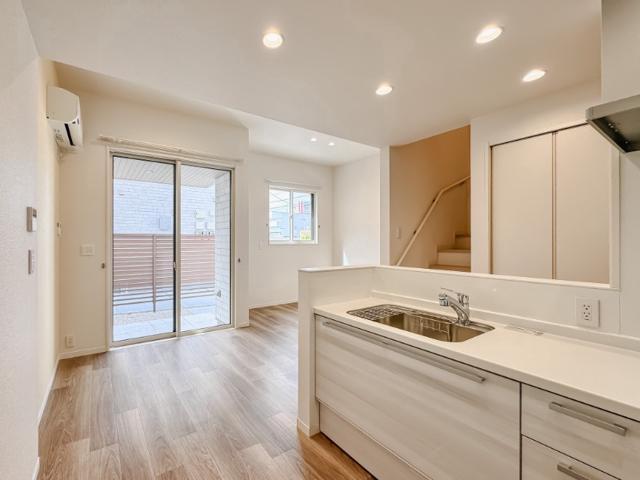 美園ミノリエ キッチン