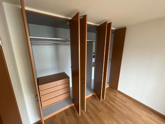 シャトー・ル・レーヴ壱番館108号室 クローゼット
