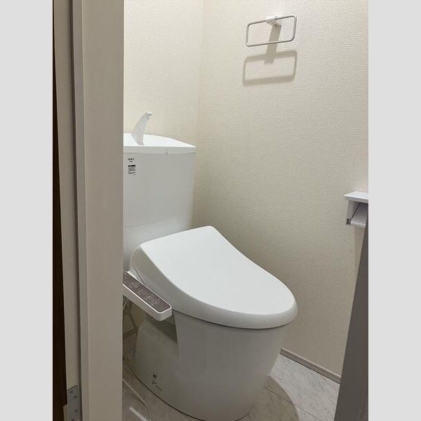 リーブルファイン志木上宗岡204号室 トイレ