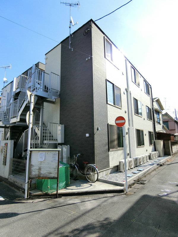 ネビュラ鋼管通3階 外観