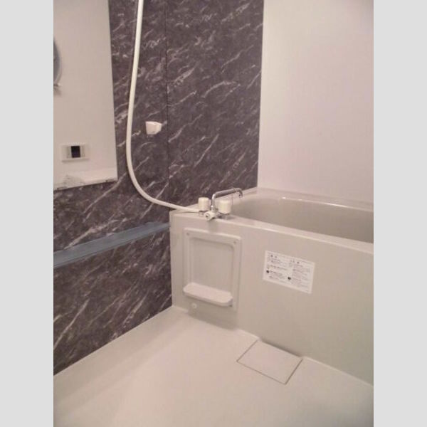 クレイドル 浴室①