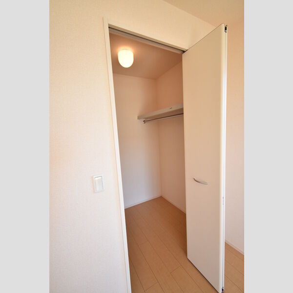 フローラルガーデン ウオークインクローゼット