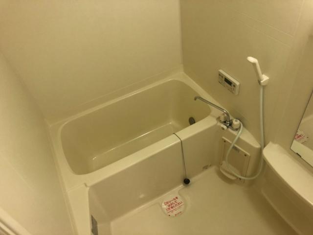 コンフォートレジデンス202号室 バス