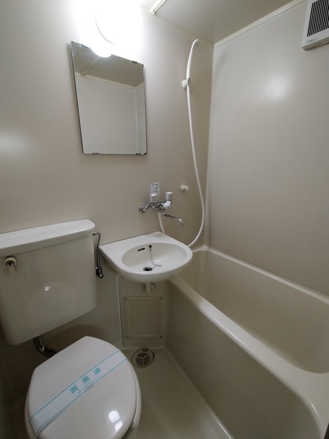 サンライズ東中野0102号室 お風呂