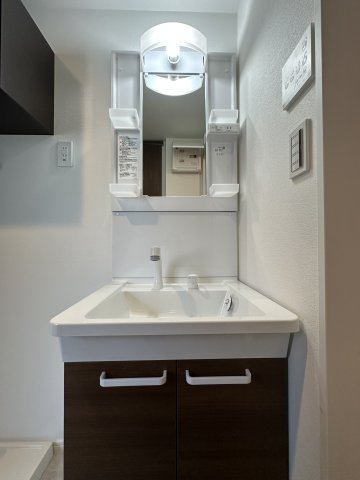 ベイルーム中央林間 シャワー付き洗面台ですごく便利！！