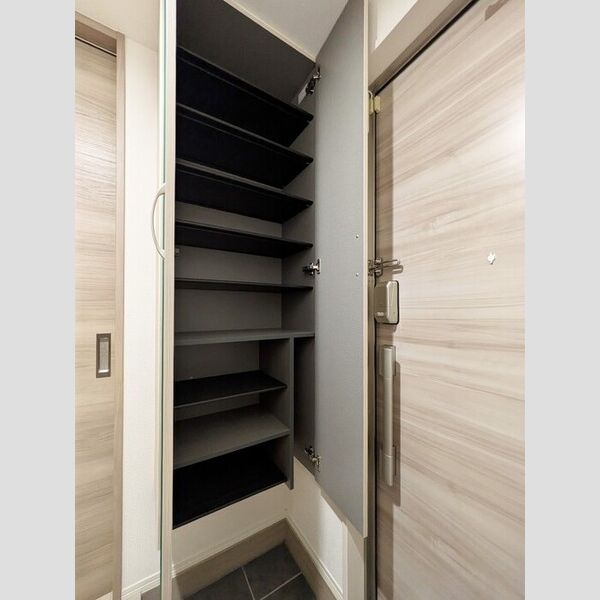 アルベロ島根 シューズボックス