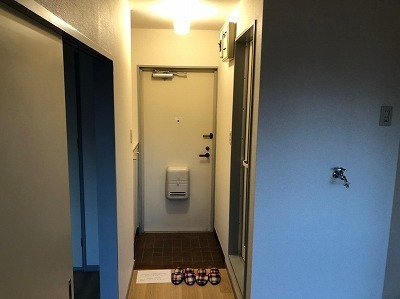 リバーサイド松戸 玄関