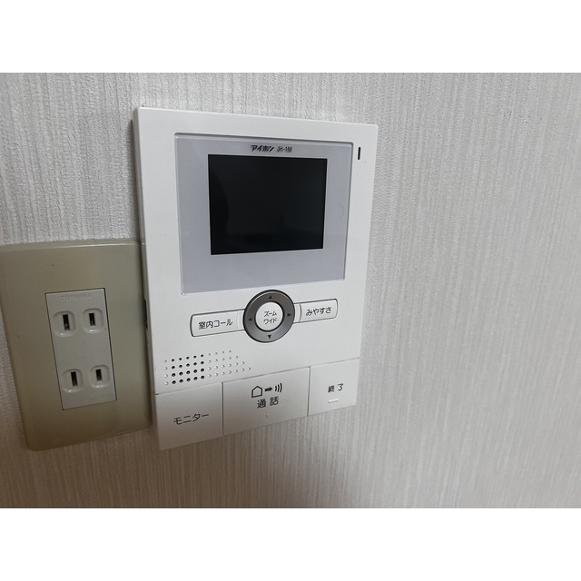 エミネンスイン三鷹901号室 TVモニター付きインターフォン