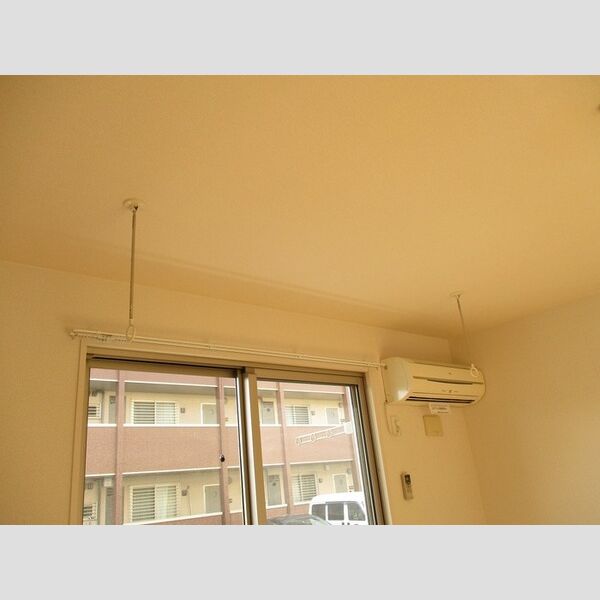 ジェンティーレ ヤマザキ101号室 室内物干し