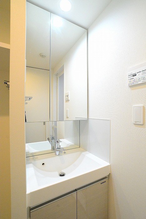 グランドコンシェルジュ多摩川アジールコート 洗面