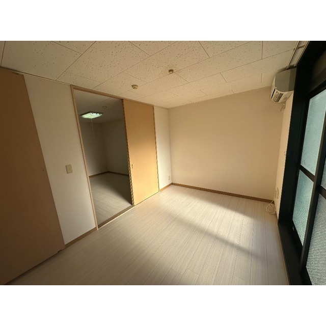 イーストガーデン103号室 リビング