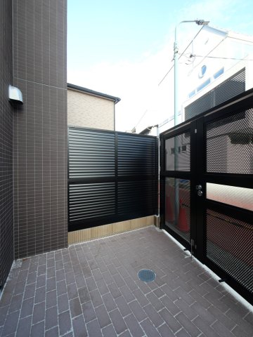 コンポジット渋谷本町 内観