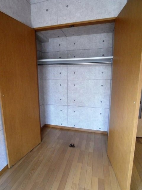 フェニックス三軒茶屋 クローゼット