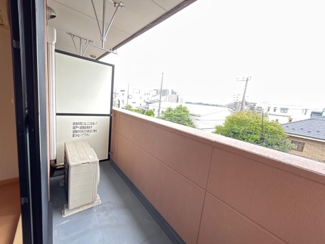 ペティハウス弐番館302号室 ベランダ