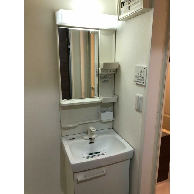 ラメール中延4階 洗面